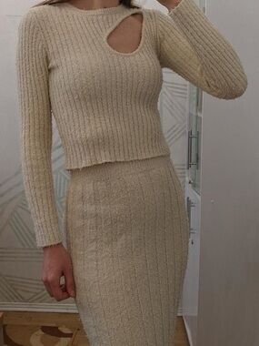 Zara Cream Ribbed Long Sleeve Cutout Top